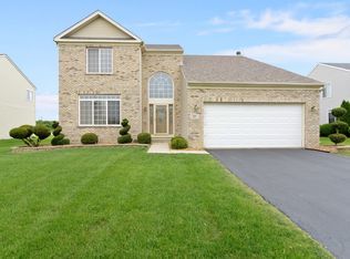 42 Moonlight Rd, Matteson, IL 60443