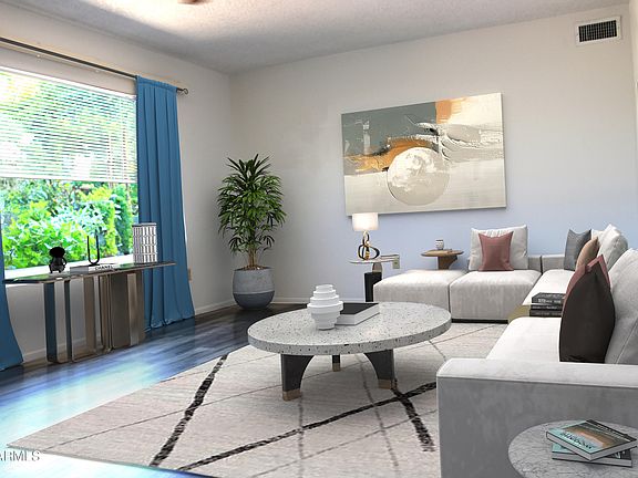 3rd image of 4507 W ALICE Avenue