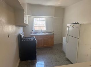 44 W 54th St #1R, Bayonne, NJ 07002