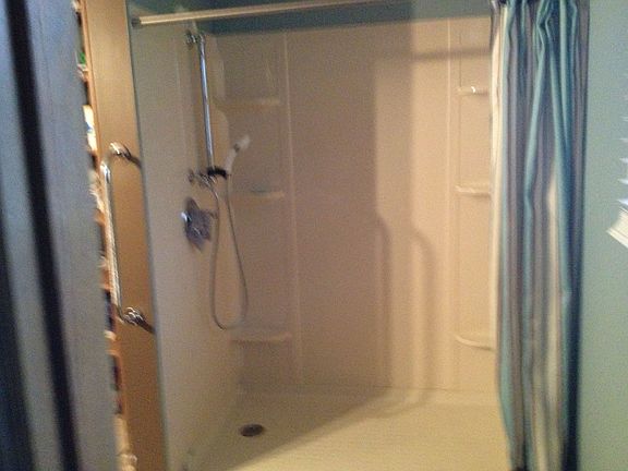 3rd image of 3018 Chaminade Ct SW