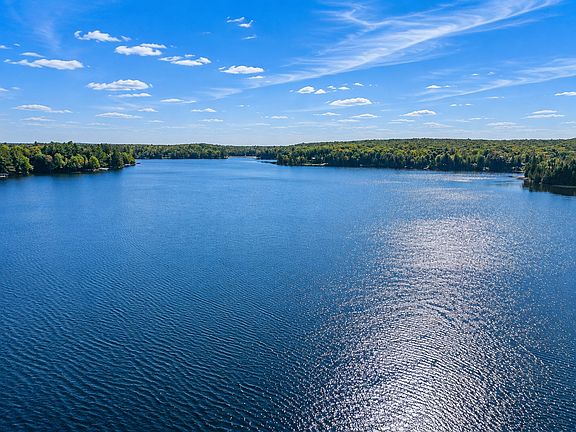 4th image of W Duck Lake Rd