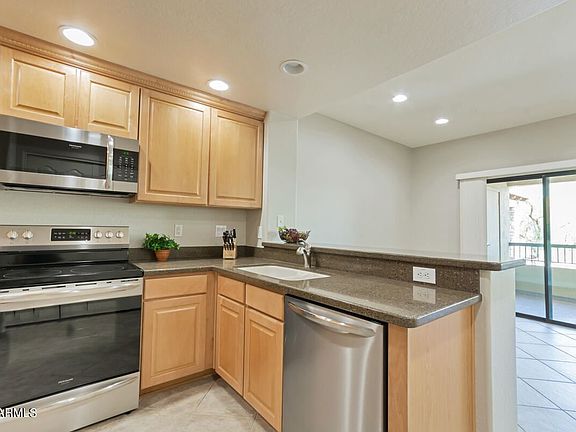 4th image of 21320 N 56th St Unit 2189