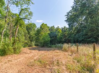 1 Snow Creek Rd, Santa Fe, TN 38482