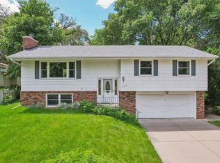 1588 17th Ave NW, New Brighton, MN 55112