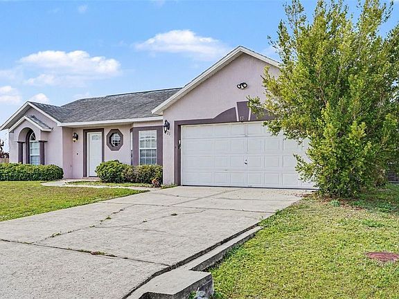 2nd image of 821 Jarnac Dr