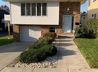 100 Powell St #100, Old Forge, PA 18518