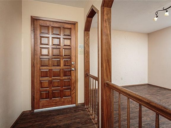 3rd image of 3917 Misty Meadow Dr