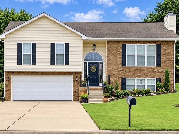 3114 Arrow Ln, Clarksville, TN 37043