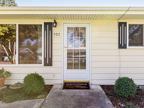 4th image of 707 Dayton Ave
