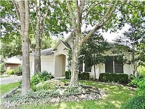 1st image of 2820 Yandall Dr