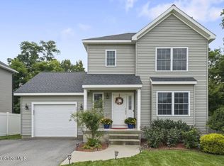 2852 Olean St, Schenectady, NY 12306