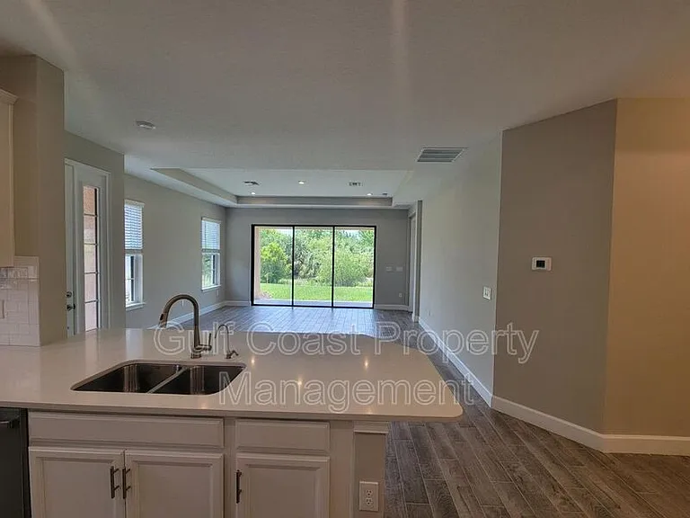 5331 Rushmere Ct — Photo 7
