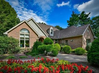 7043 Forrest Trl, Butler, PA 16002