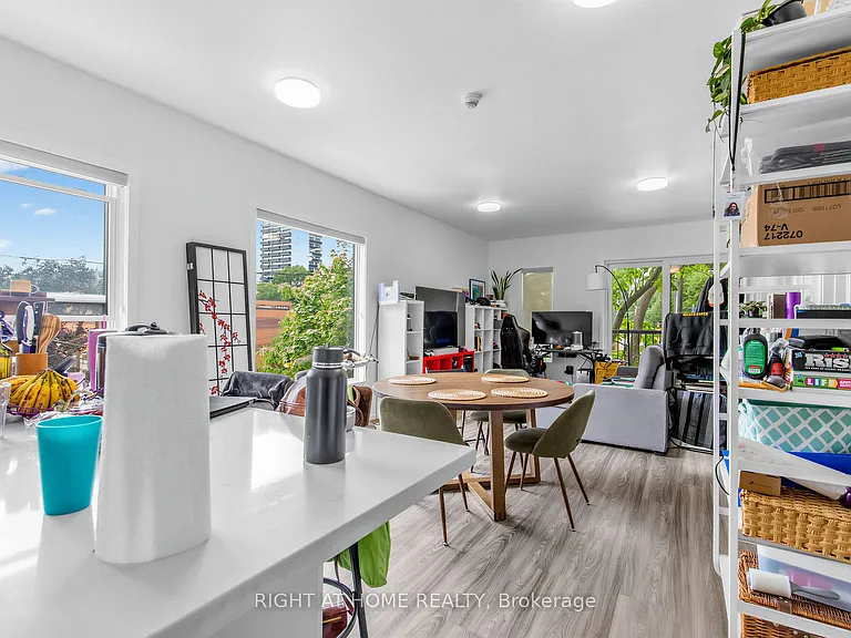 148 Glenlake Ave #7 — Photo 6