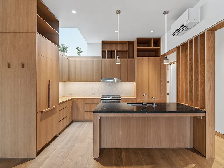 316 Wall St #2 — Photo 4