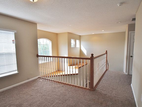 5th image of 1846 Meadow Pond Way