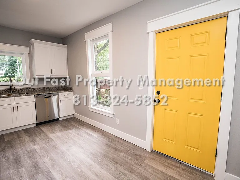 2817 N Taliaferro Ave #2 — Photo 17