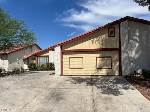 5242 Dickens Dr, Las Vegas, NV 89119