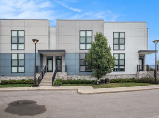 6028 Port View Dr SE, Grand Rapids, MI 49512