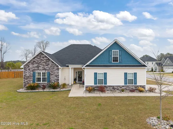 215 Knightheads Drive, Swansboro, NC 28584