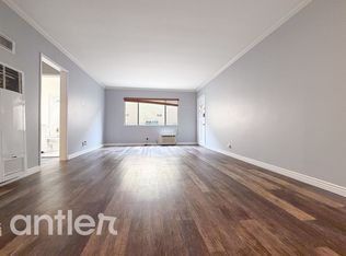 Dickens, Sherman Oaks, CA 91423