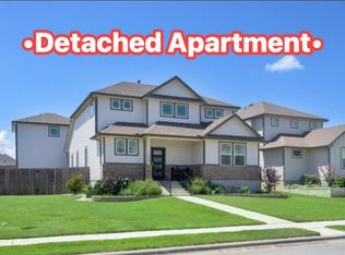 208 Garner Dr, Kyle, TX 78640