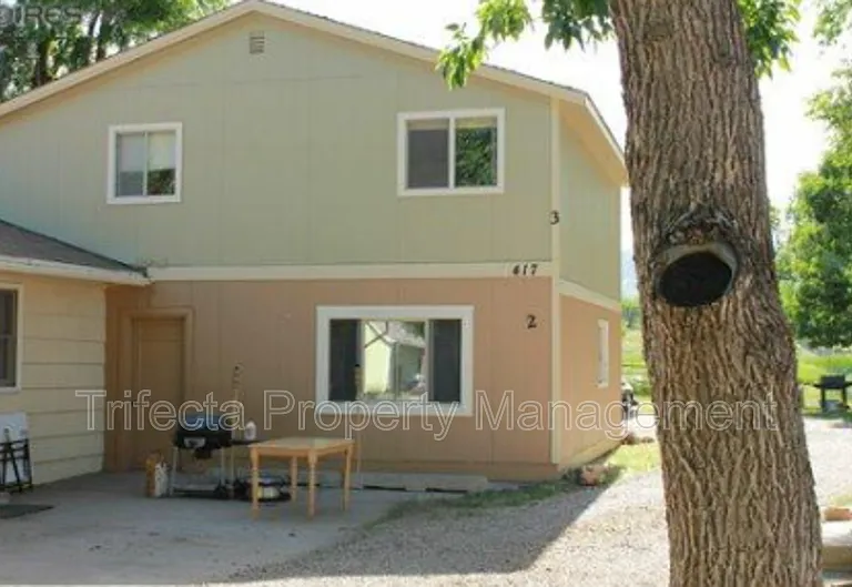 417 N Hollywood St #2 — Photo 1