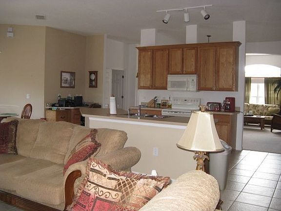 3rd image of 2431 Vicki Ct