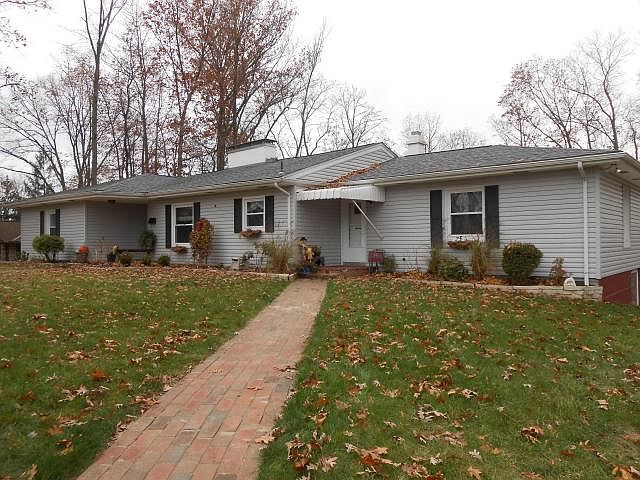 1st image of 429 Hilltop Dr