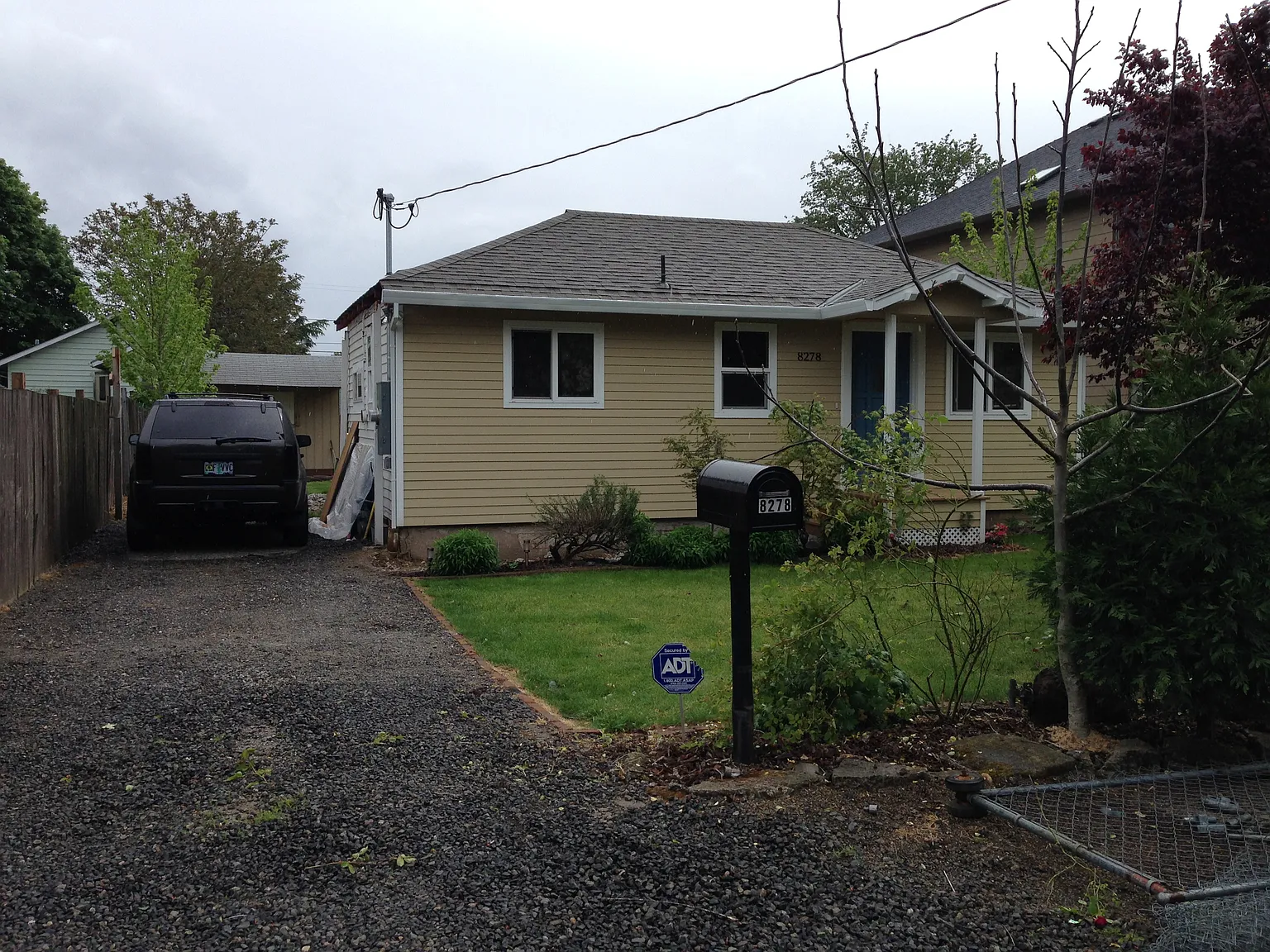 8278 SE Clatsop St photo 1