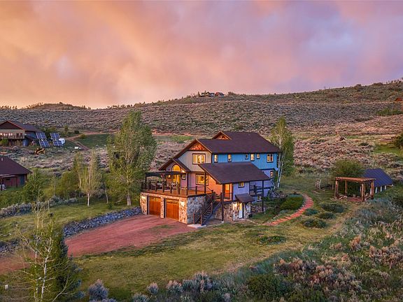 3rd image of 31430 Shoshone Way
