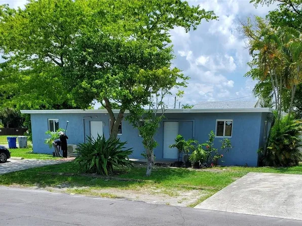 2301-2302 NW 4th Street, Pompano Beach, FL 33069