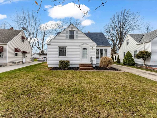 446 E 275th St, Euclid, OH 44132