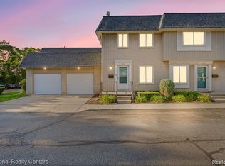 4464 Fifteen Mile Rd #102, Sterling Heights, MI 48310