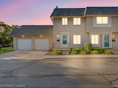 4464 Fifteen Mile Rd #102, Sterling Heights, MI, 48310