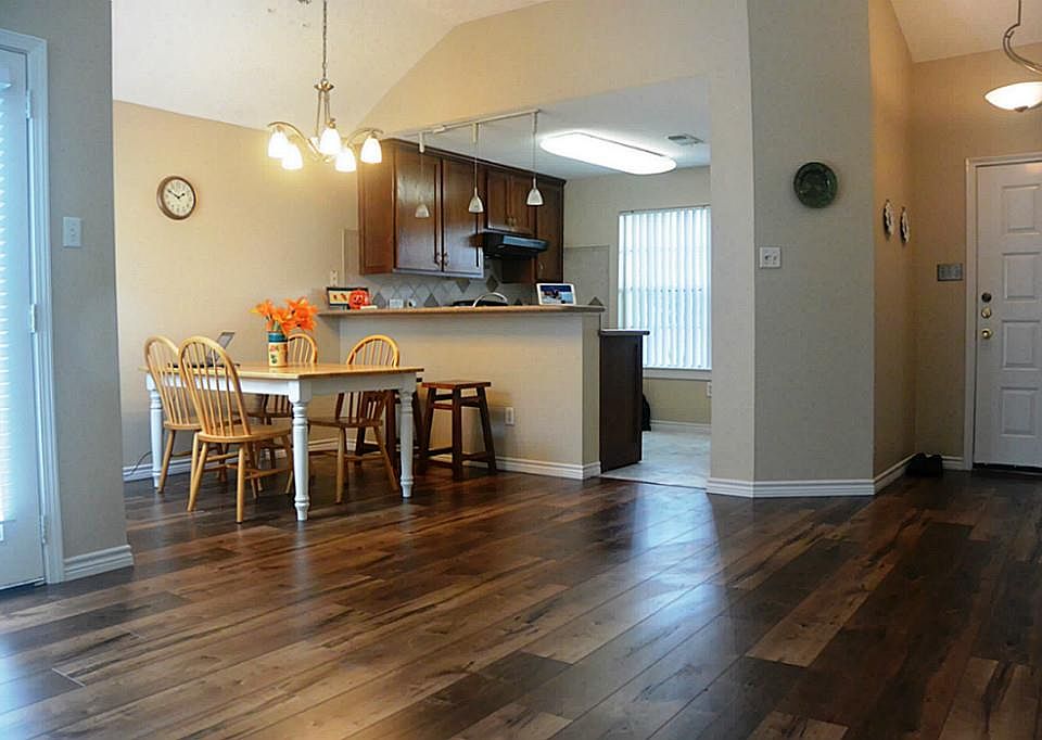 1st image of 2414 Sand Plum Dr