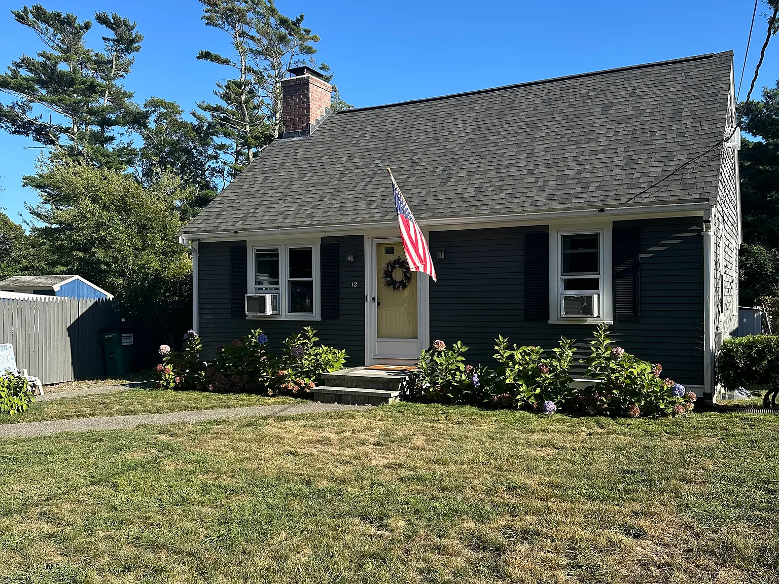 3 bed, 1224 sqft, $3,400 — Photo 2