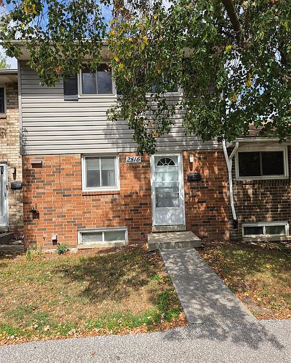 1st image of 2816 Meadowbrook Ln
