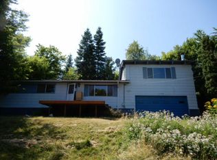 1738 Honeysuckle Ln, Saint Maries, ID 83861