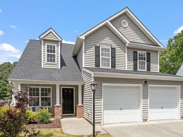 15 Epping Ct, Durham, NC 27703