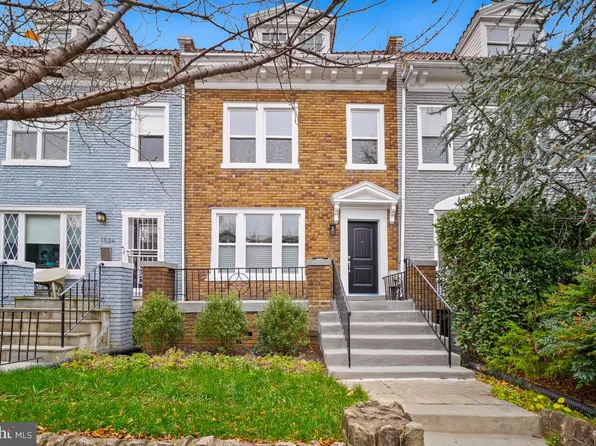 1526 Spring Pl NW, Washington, DC 20010