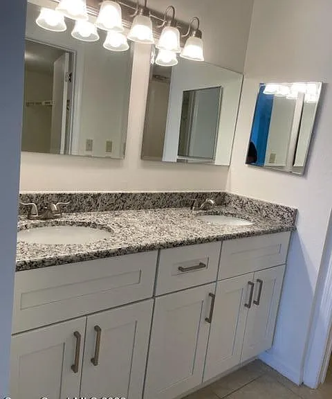 3220 River Villa Way #142 — Photo 15
