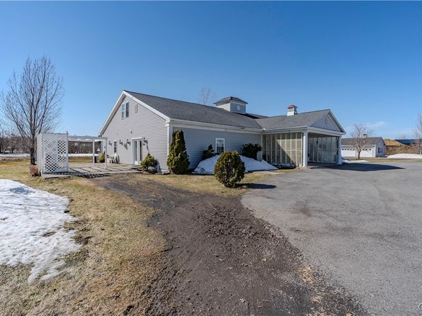 10229 Washington St, Copenhagen, NY 13626