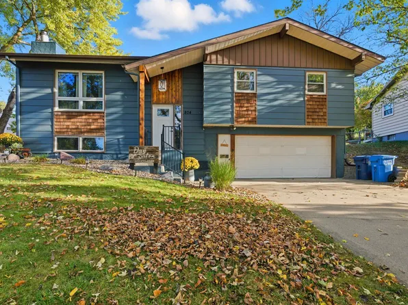 804 S Day Ave, Sioux Falls, SD 57103
