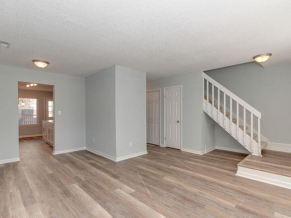 2nd image of 729 Quesnel Dr