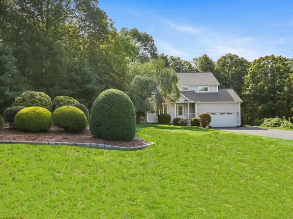 6 Autumn Ridge Road, Oxford, CT 06478