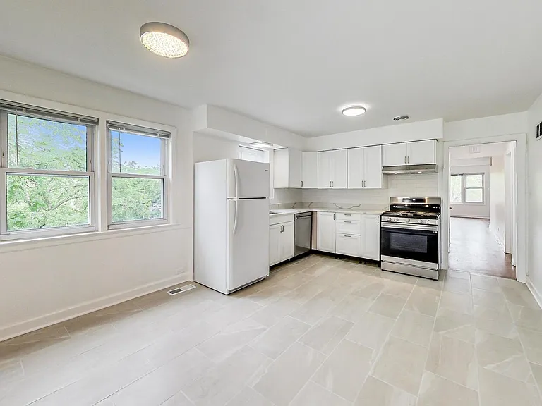 3333 Church St #2 — Photo 7