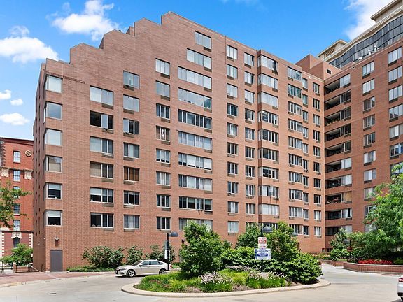 2nd image of 801 S Plymouth Ct APT 718