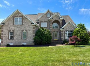 11813 Middlecoff Dr, Chester, VA 23836