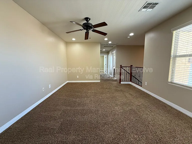 9020 W Nicolet Ave — Photo 13